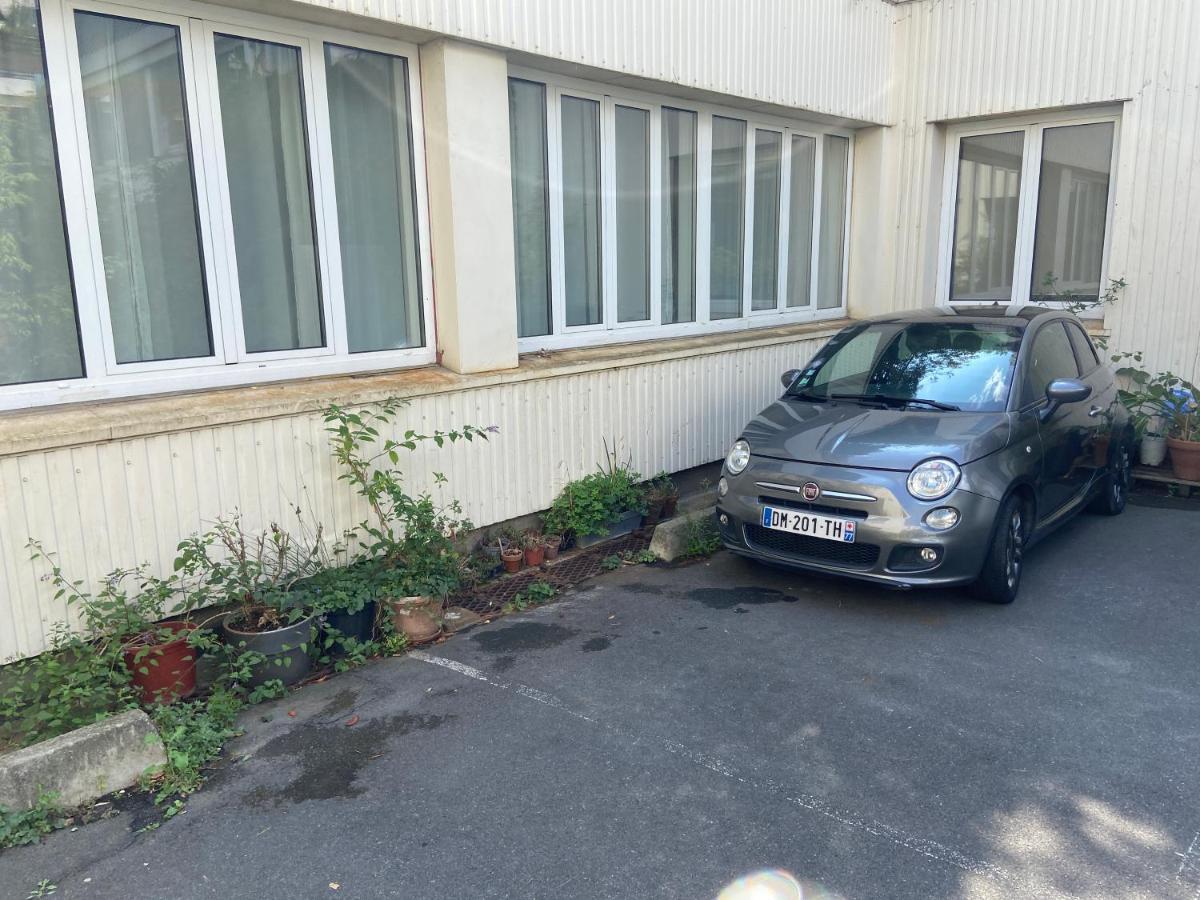 Loft Aux Portes De Paris - Parking Gratuit Bagnolet Exterior photo